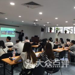 上海市出入境服務(wù)中心（移民港）一站式服務(wù)指南 地址、電話、營業(yè)時(shí)間與大眾點(diǎn)評評價(jià)解析